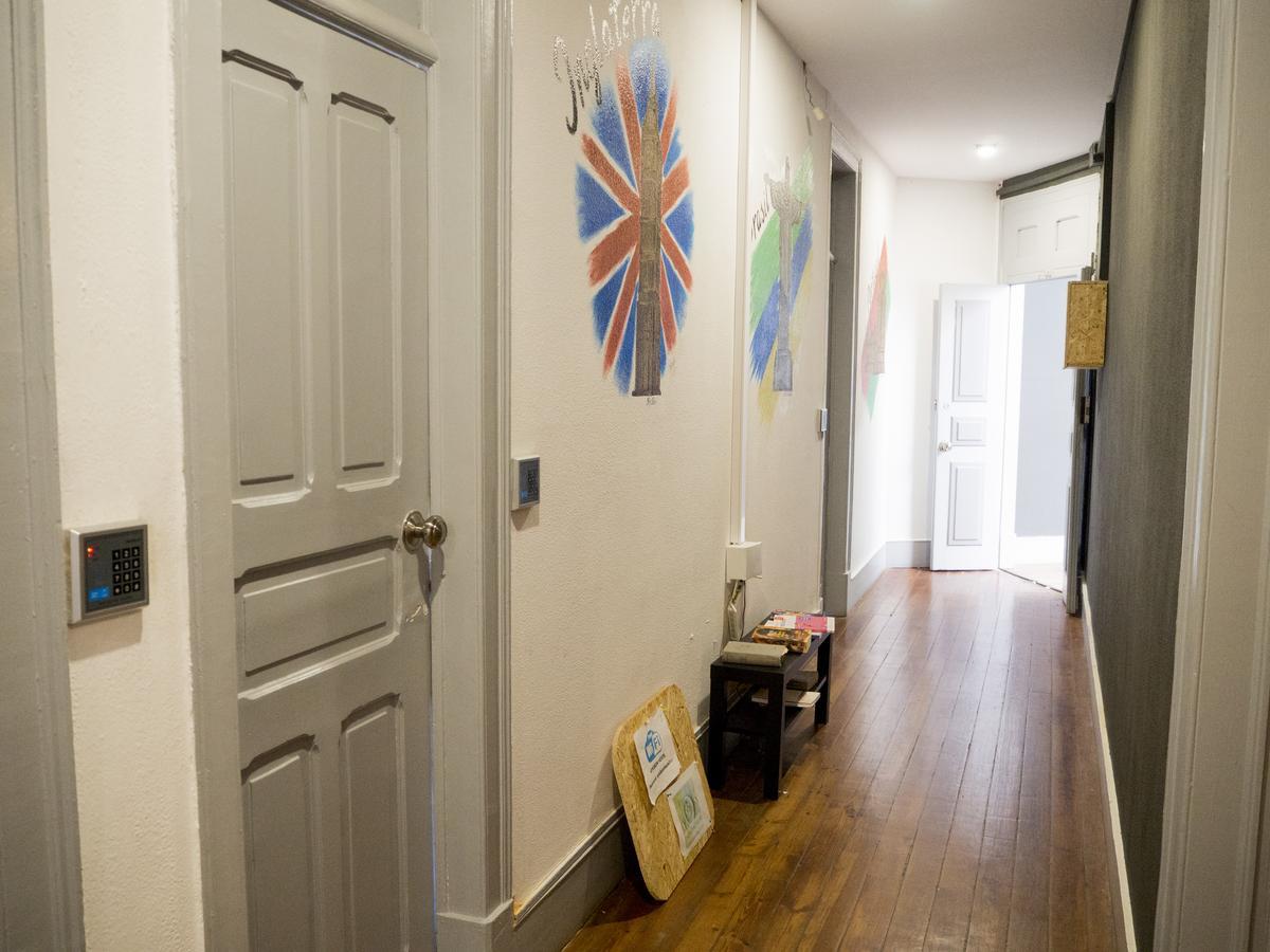 Aykibom Hostel Lisbon Bagian luar foto