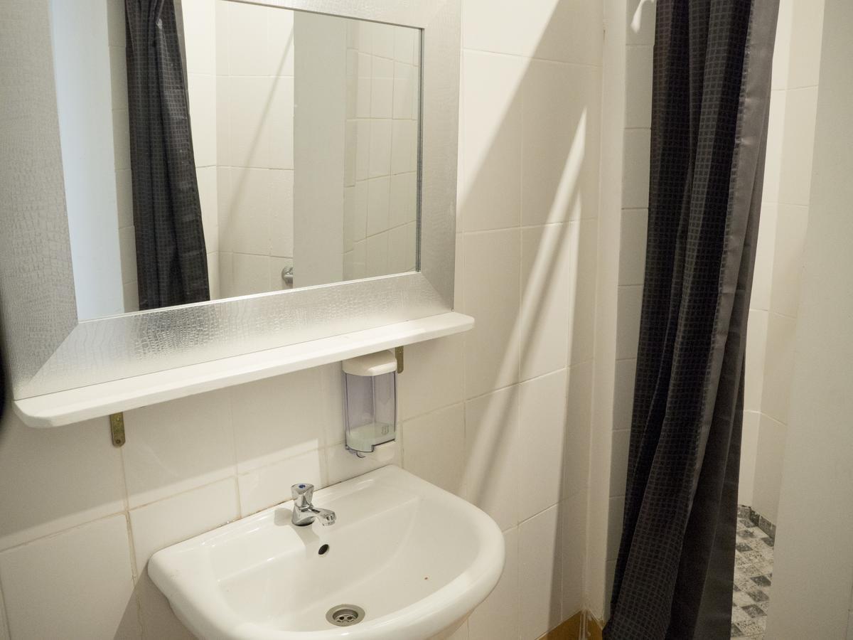 Aykibom Hostel Lisbon Bagian luar foto