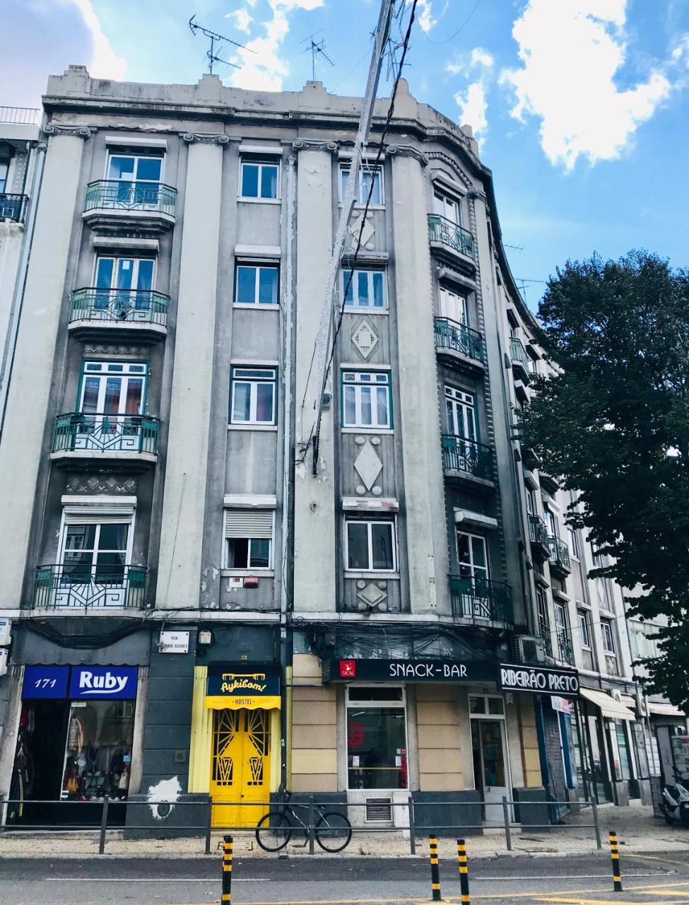 Aykibom Hostel Lisbon Bagian luar foto
